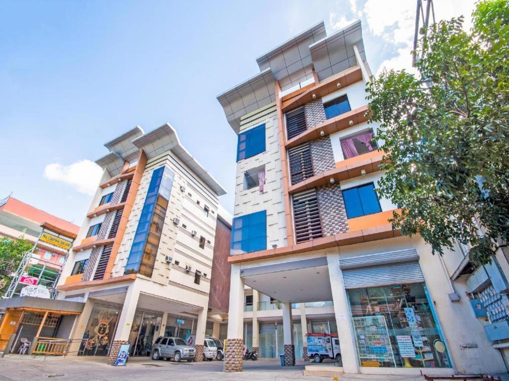 Mca Suites By Hiverooms Cebu Екстер'єр фото